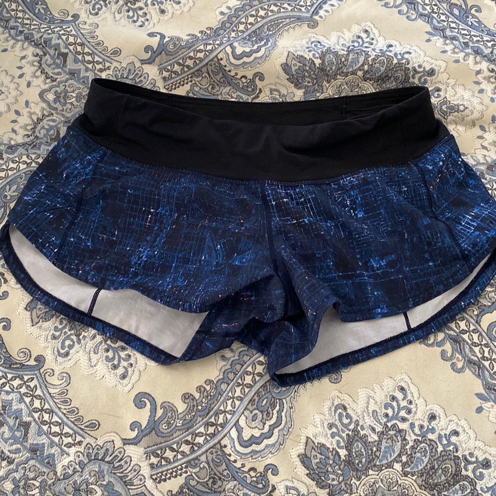 Galaxy lulu shorts